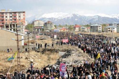 PKK'lı cenazesinde olay çıktı - Resim 5