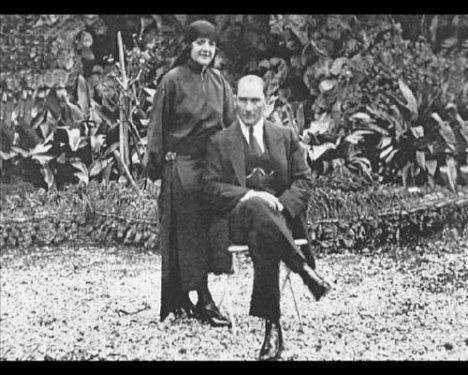 Atatürk'ün daha önce yayınlanmamış fotoğraflar