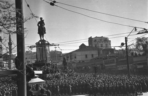 Atatürk son yolculuğuna böyle uğurlandı - Resim 20