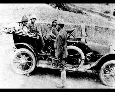 Atatürk'ün daha önce yayınlanmamış fotoğraflar