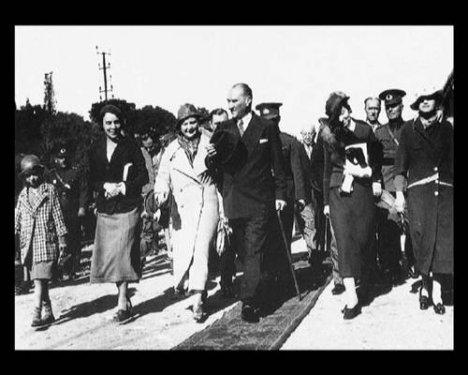 Atatürk'ün daha önce yayınlanmamış fotoğraflar