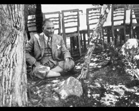 Atatürk'ün daha önce yayınlanmamış fotoğraflar