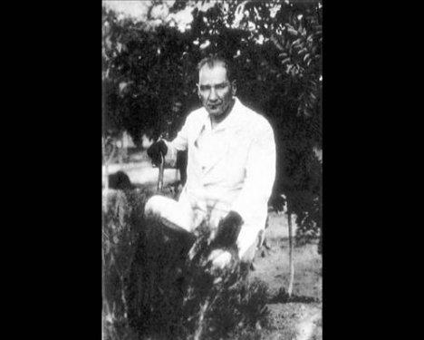 Atatürk'ün daha önce yayınlanmamış fotoğraflar