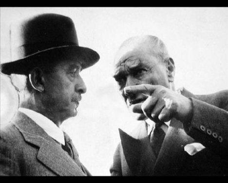 Atatürk'ün daha önce yayınlanmamış fotoğraflar