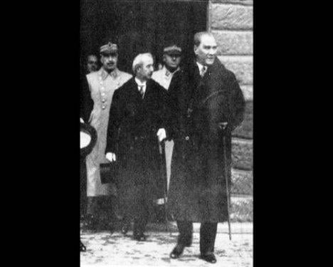 Atatürk'ün daha önce yayınlanmamış fotoğraflar