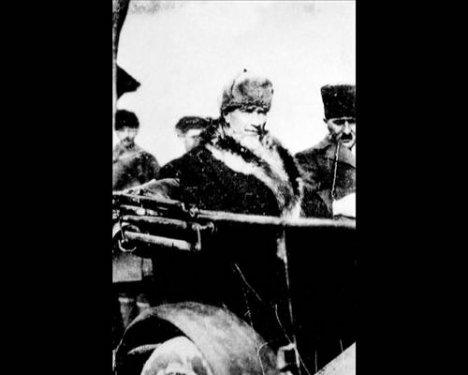 Atatürk'ün daha önce yayınlanmamış fotoğraflar