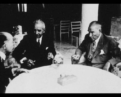 Atatürk'ün daha önce yayınlanmamış fotoğraflar