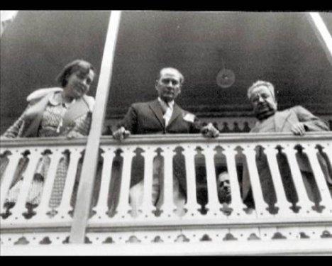 Atatürk'ün daha önce yayınlanmamış fotoğraflar