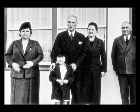 Atatürk'ün daha önce yayınlanmamış fotoğraflar