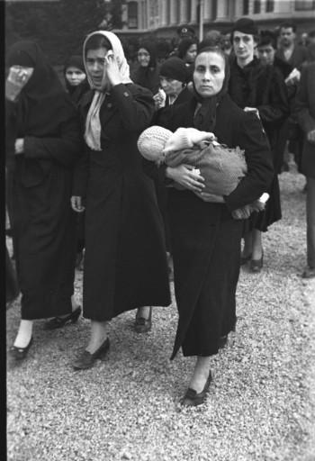 Atatürk son yolculuğuna böyle uğurlandı - Resim 108