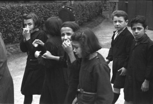 Atatürk son yolculuğuna böyle uğurlandı - Resim 18