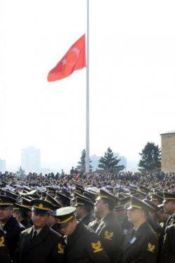 Anıtkabir'de 10 kasım töreni - Resim 12
