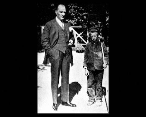 Atatürk'ün daha önce yayınlanmamış fotoğraflar