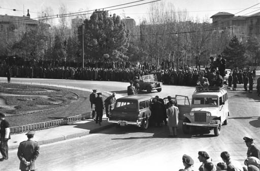 Atatürk son yolculuğuna böyle uğurlandı - Resim 38