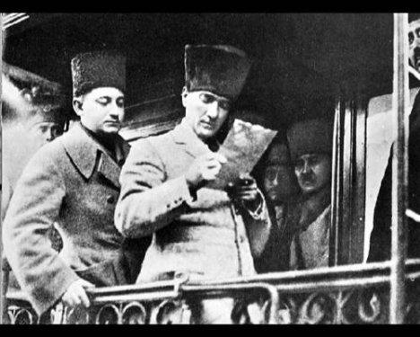 Atatürk'ün daha önce yayınlanmamış fotoğraflar