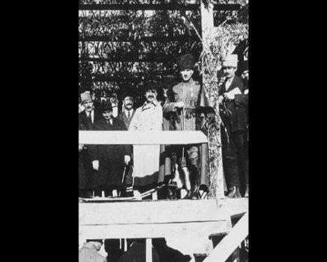 Atatürk'ün daha önce yayınlanmamış fotoğraflar