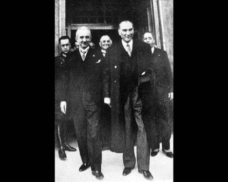 Atatürk'ün daha önce yayınlanmamış fotoğraflar