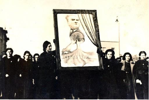 Atatürk son yolculuğuna böyle uğurlandı - Resim 141