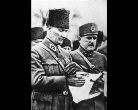 Atatürk'ün daha önce yayınlanmamış fotoğraflar