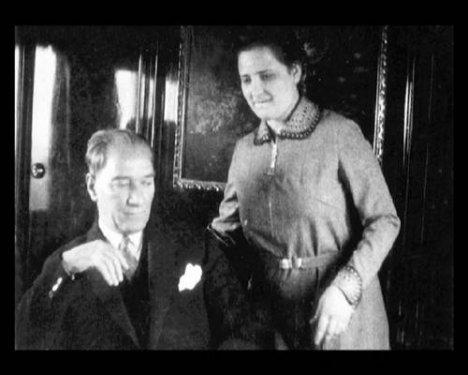 Atatürk'ün daha önce yayınlanmamış fotoğraflar