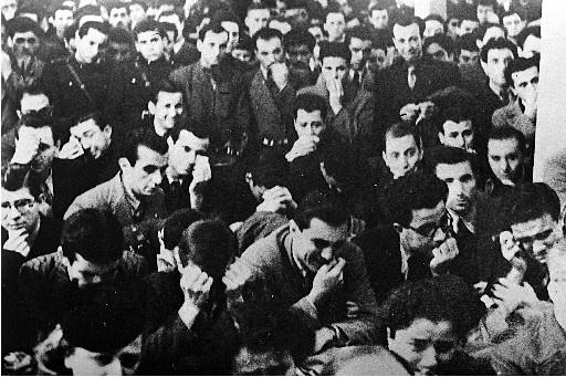 Atatürk son yolculuğuna böyle uğurlandı - Resim 116