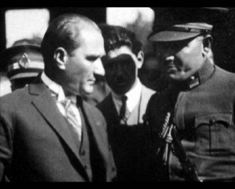 Atatürk'ün daha önce yayınlanmamış fotoğraflar