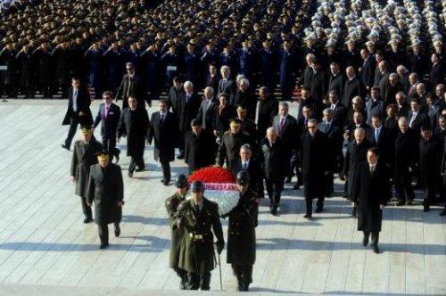 Anıtkabir'de 10 kasım töreni - Resim 6