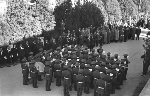 Atatürk son yolculuğuna böyle uğurlandı - Resim 122
