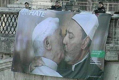 Benetton'dan çok tartışılacak reklam afişleri