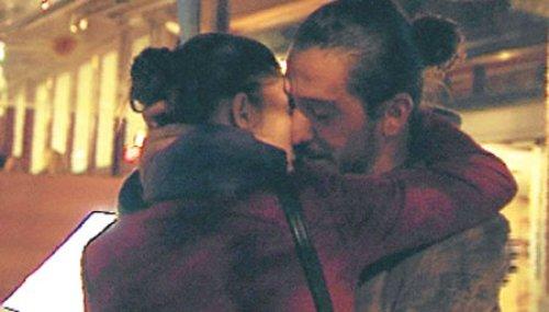 Nurgül Yeşilçay ve Tolga Karaçelik aşka geldi