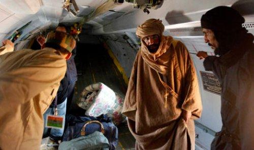 Seyfülislam Kaddafi'nin ilk görüntüleri  - Resim 4
