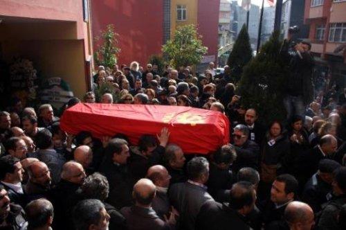Rahmi Saltuk'un oğlu son yolculuğuna uğurlandı - Resim 1