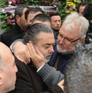 Ali Taran'ın eski eşi son yolculuğuna uğurlandı - Resim 15
