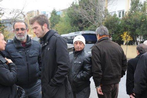Kıvanç Kadir İnanır'ın arkasından bakakaldı - Resim 1