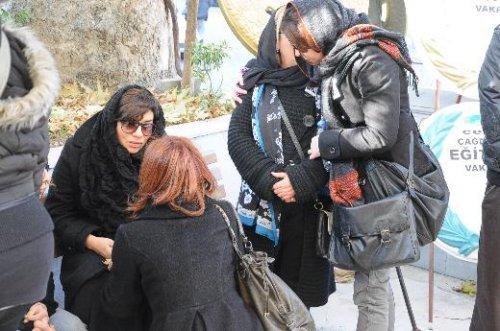 Işın Karaca'dan babasına son bakış - Resim 5