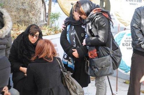 Işın Karaca'dan babasına son bakış - Resim 6