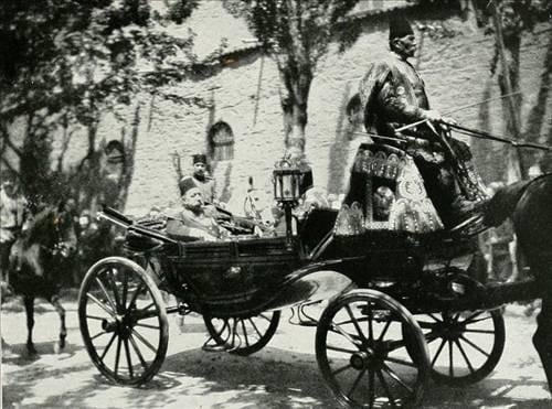 Osmanlı Padişahları'nın görülmemiş fotoğrafları