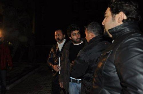 Egemen Bağış'a yumurtalı saldırı