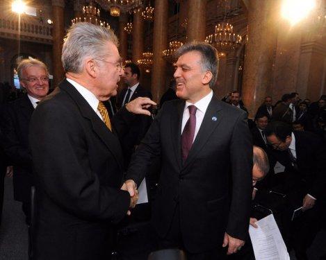 Barak Gül'ü görünce salonu terk etti - Resim 5