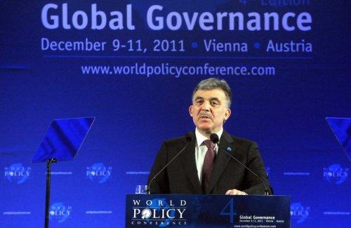 Barak Gül'ü görünce salonu terk etti - Resim 6
