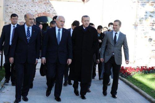 Erdoğan ameliyattan sonra ilk kez dışarıya çıktı - Resim 4