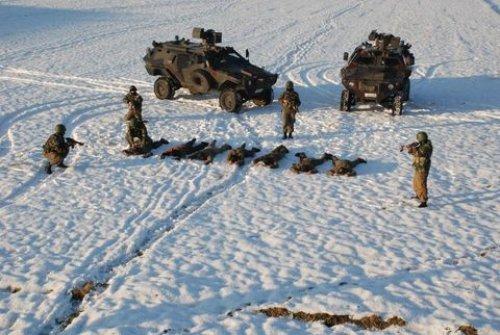 PKK'lı teröristlere şafak baskını  - Resim 6
