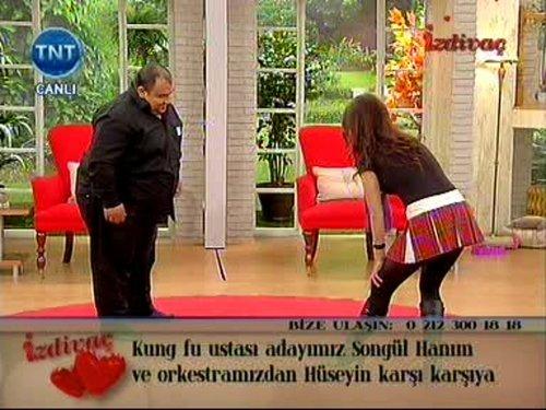 İzdivaçta kung-fucu gelin güreş tuttu - Resim 7