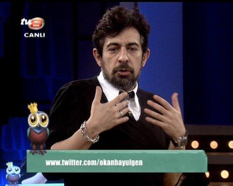 Aslı Kökçe'nin Muhabbet Kralı'ndaki derin dekoltesi