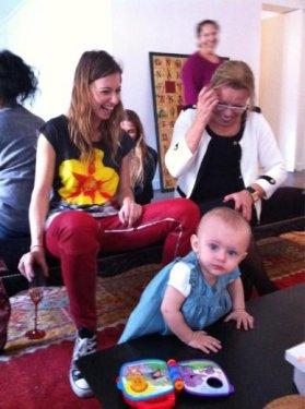 Tuba'nın kızı Sare bir yaşında