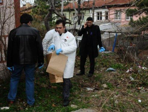 Bursa'da çuval dolusu insan kemiği - Resim 1