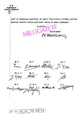 Atatürk'ün Ayasofya kararnamesindeki imzası - Resim 4