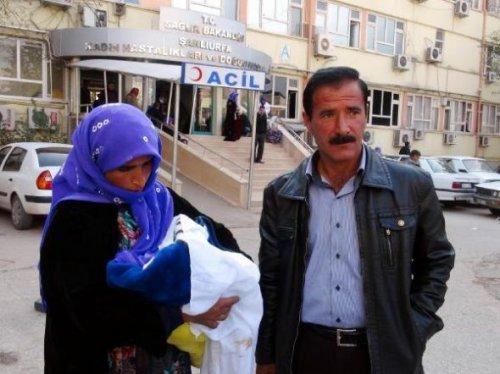 Doğumhanede hamile kadına dayak