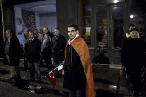 Fransa'daki Türkler ayaklandı - Resim 7