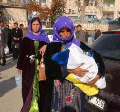 Doğumhanede hamile kadına dayak